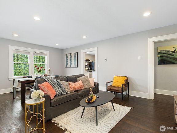 3rd image of 10124 3rd Avenue NW