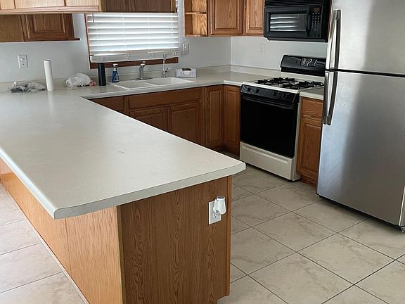 5th image of 2336 Cornell Dr