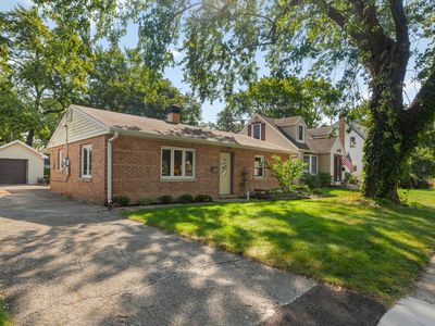 827 N Walnut Ave, Arlington Heights, IL, 60004