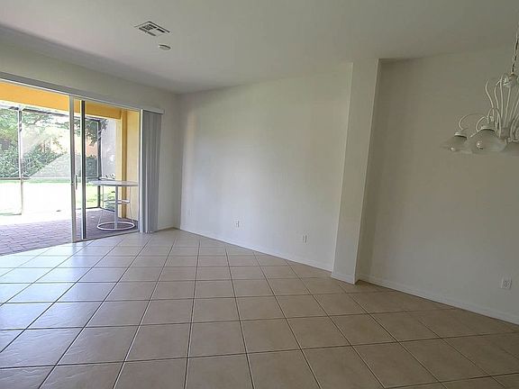 5th image of 10101 Tin Maple Dr Unit 119