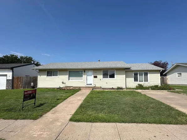 1305 Douglas Dr, Hays, KS 67601