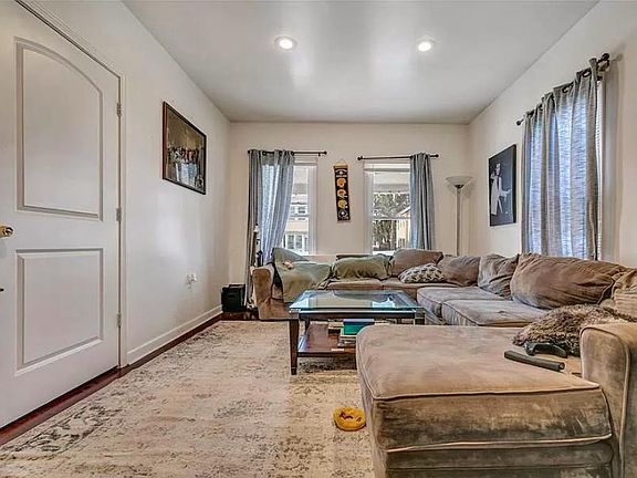 5th image of 233 Washington Ave #1