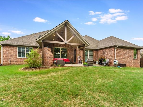 4605 SW Flintrock Rd, Bentonville, AR 72713