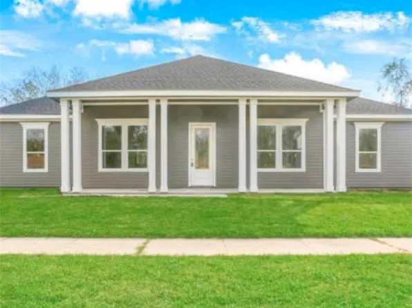 3001 Bartolo St, Meraux, LA 70075