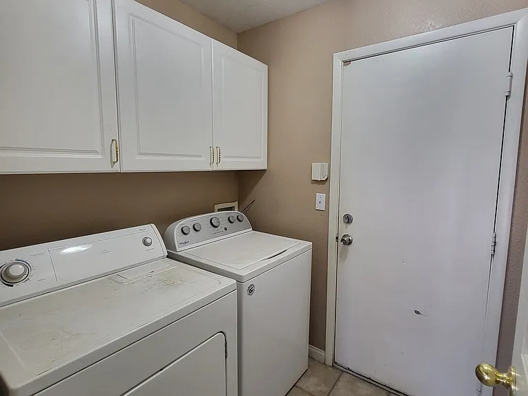 8312 Candlefish Ct — Photo 9