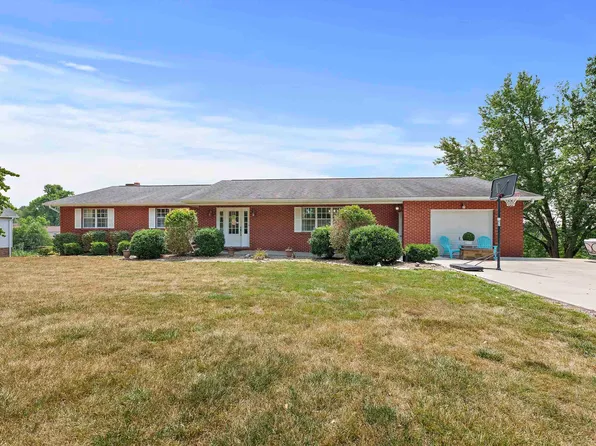 3916 Briarwood Dr, Catlettsburg, KY 41129