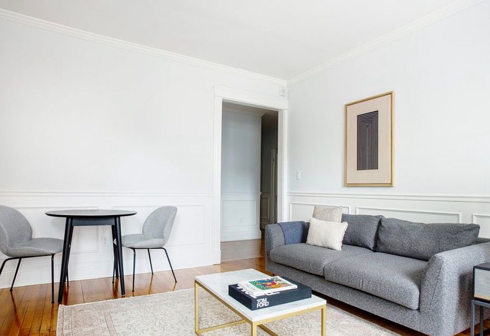 2nd image of 142 Smith St #43