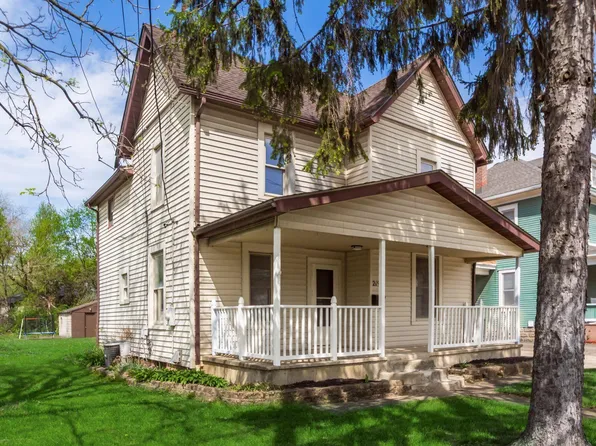 219 N State St, Westerville, OH 43081