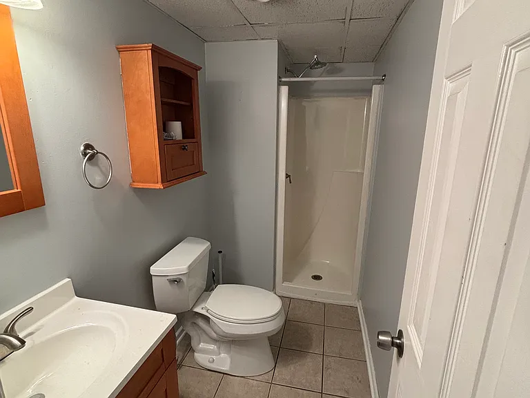 931 Iroquois Dr — Photo 7