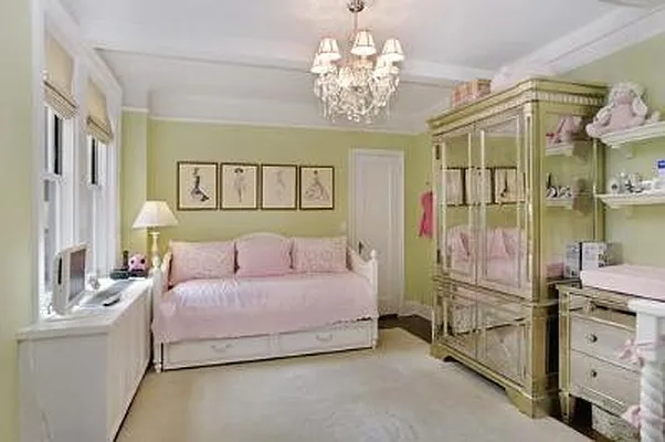 Sold by Corcoran | media 41