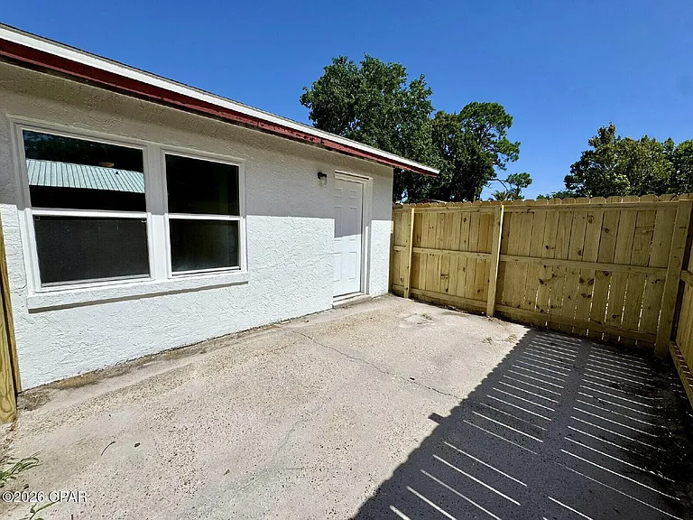 8517 Laird St #C — Photo 10