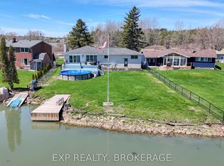 72 Willowbank Rd W, Gananoque, ON K7G2V5