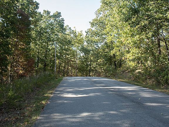 5th image of Brandon Ln