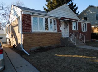 7756 N Neva Ave, Niles, IL 60714