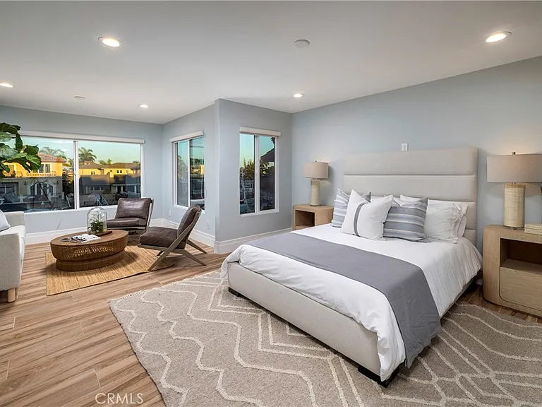 16572 Grimaud Ln — Photo 33