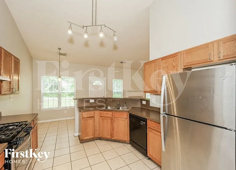 5713 Old Carriage Dr — Photo 6