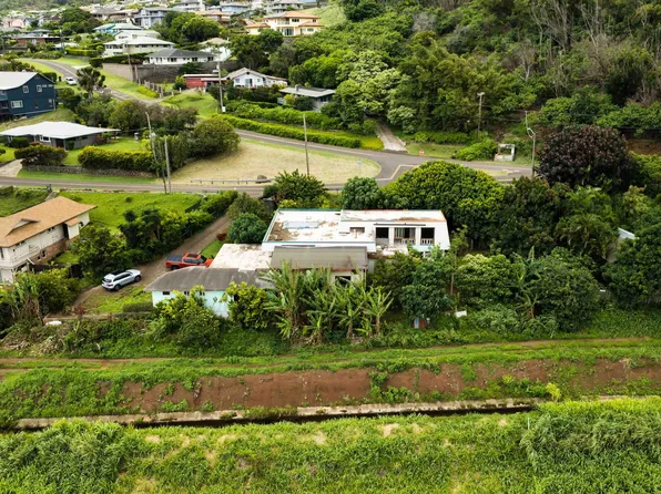 401 Palani Pl, Wailuku, HI 96793