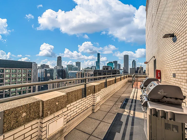 777 N Michigan Ave #2500 — Photo 17