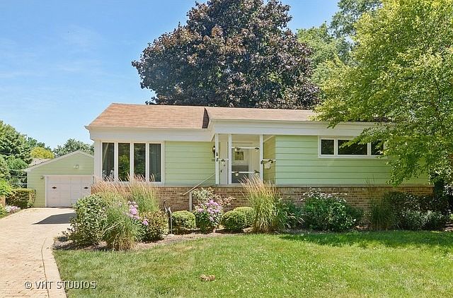 1st image of 1117 N Pine Ct