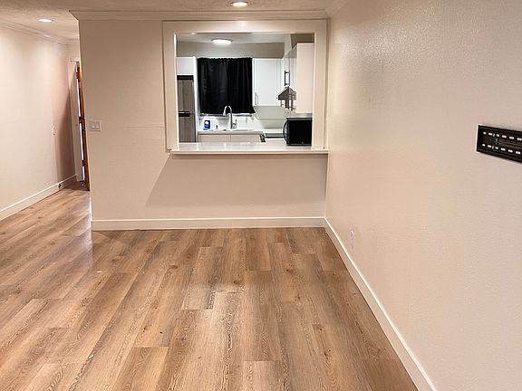 5th image of 730 N Eucalyptus Ave APT 3