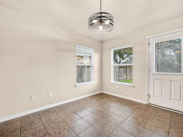 26810 Henson Falls Dr — Photo 10