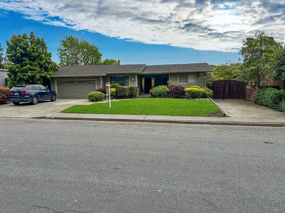 1st image of 108 Kalkar Dr