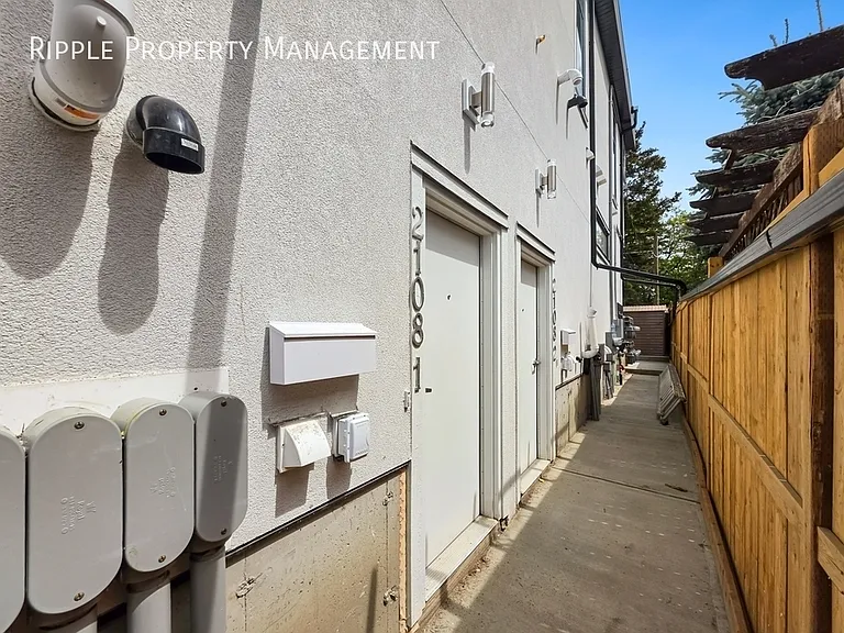 2108 Home Rd NW #1B — Photo 12
