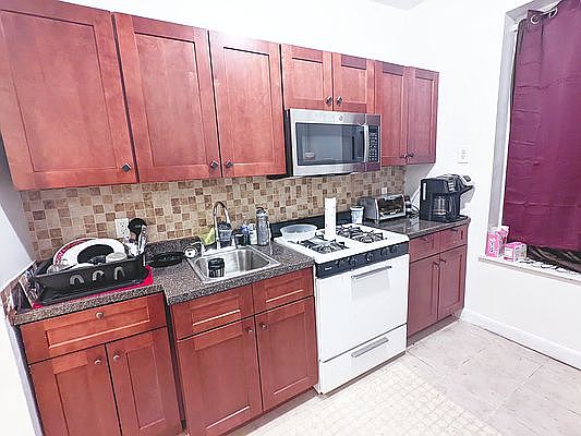 5th image of 95-8 37th Ave #1B