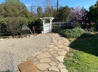 2061 Los Encinos Rd, Ojai, CA 93023