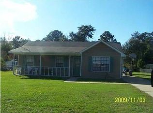 2661 Daphne Ln, Millbrook, AL 36054