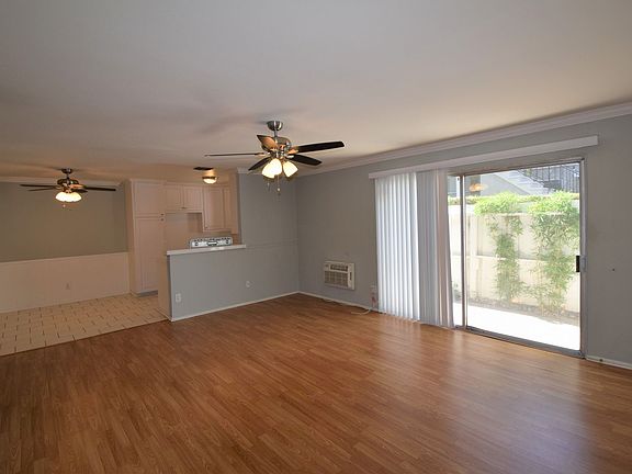 3rd image of 15156 Dickens St APT 2