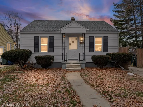 1081 Mill St, Lincoln Park, MI 48146
