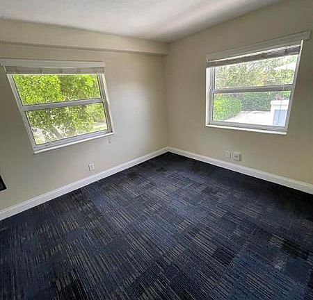 2nd image of 1611 NE 3rd Ave #4
