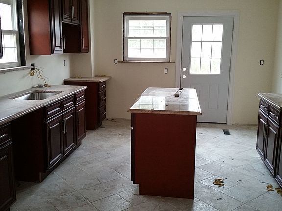 4th image of 13914 225th St