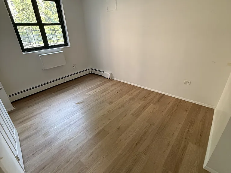 420 Watkins St #4E — Photo 7