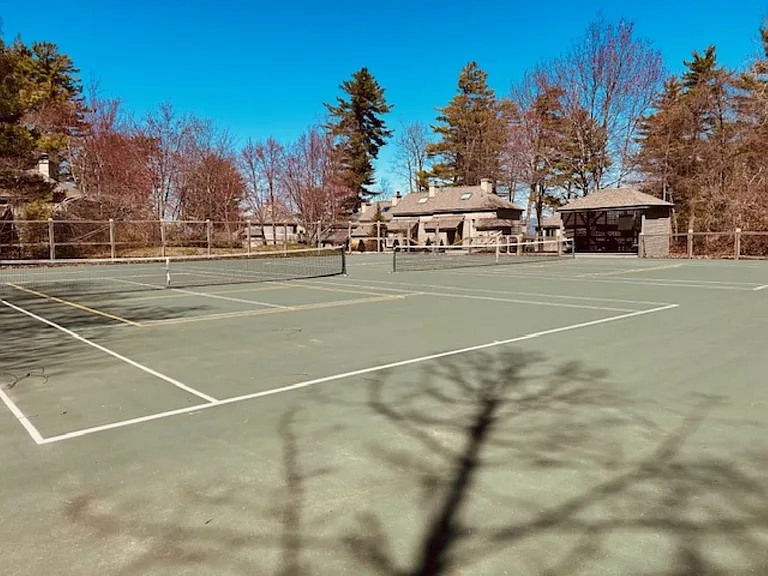 Community private tennis & pickleball courts