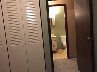 1550 Collegeway APT 11, Worthington, MN 56187