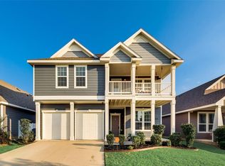 9024 Cranston Ct, Aubrey, TX 76227