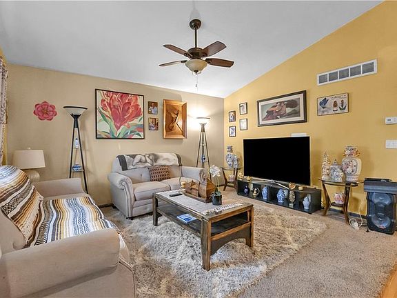 4th image of 3801 Terrace Ave