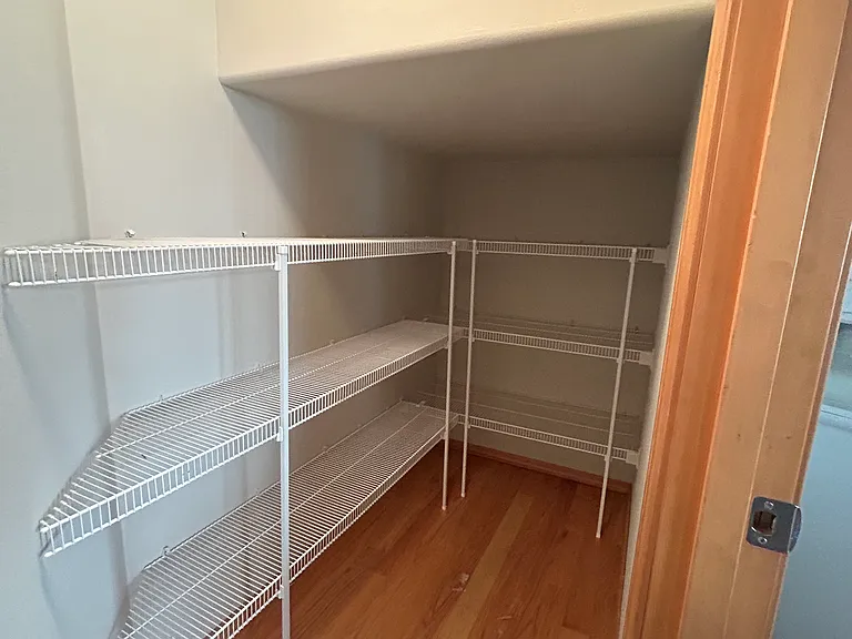 Kitchen pantry