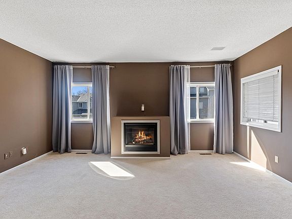 5th image of 673 Kingfisher Ln APT H