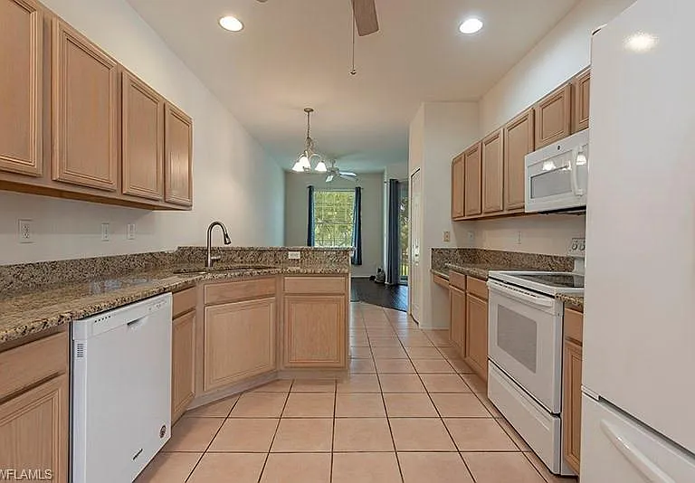 2110 Arielle Dr #108 — Photo 6