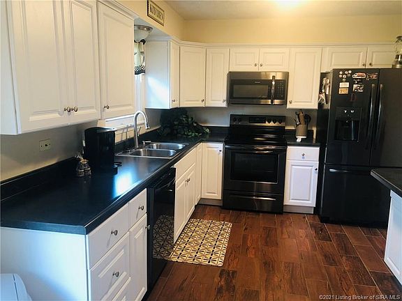 3rd image of 510 Park Ridge Rd