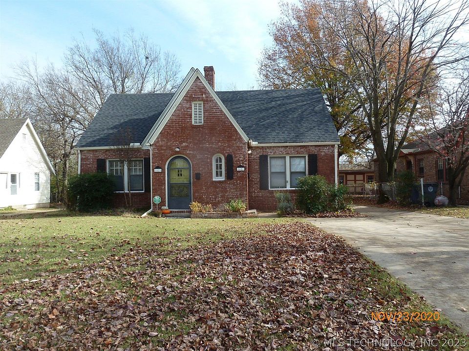 1st image of 1621 S Knoxville Ave