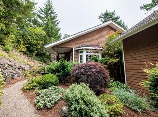 1417 Fircrest Way, Waldport, OR