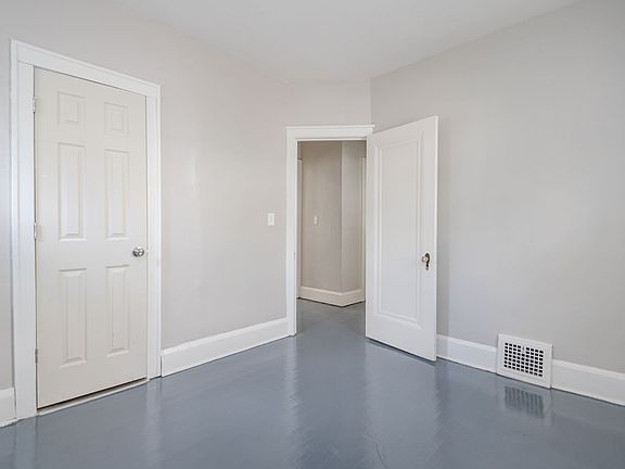 4th image of 3781 E 140th St
