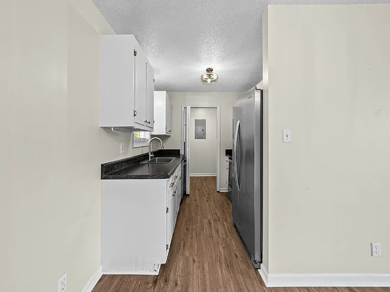 2815 Teakwood Dr — Photo 25