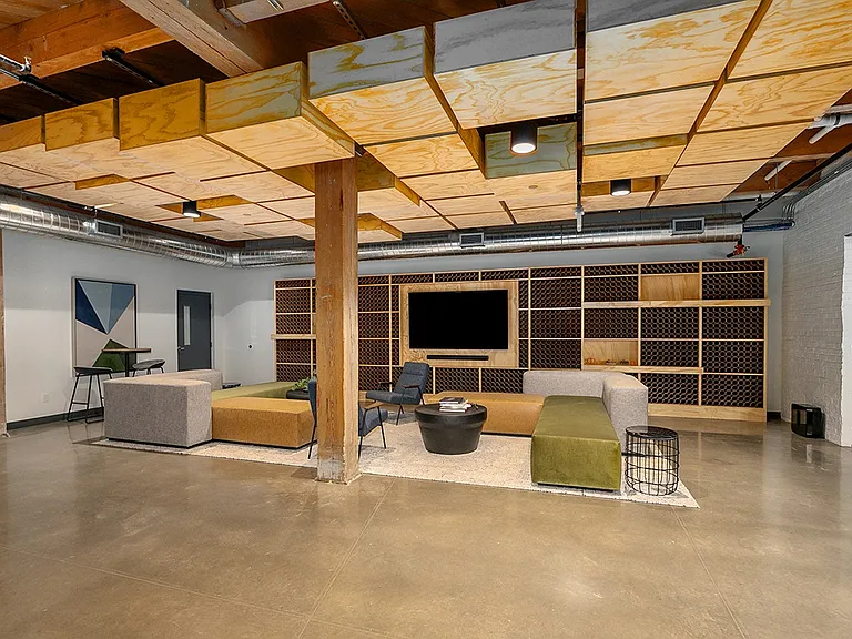 Box Board Lofts — Photo 21