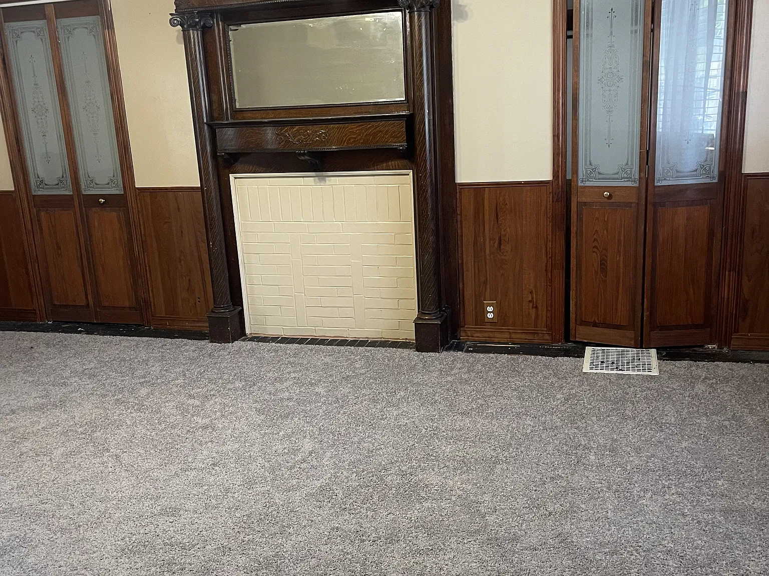 1052 Steuben Street - 1 — Photo 3