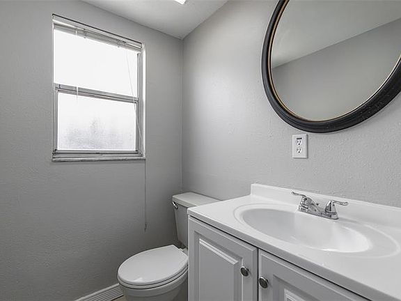 5th image of 3204 W San Juan St APT B